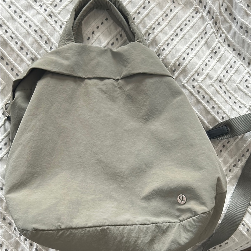 Lululemon Olive Green Tote bag